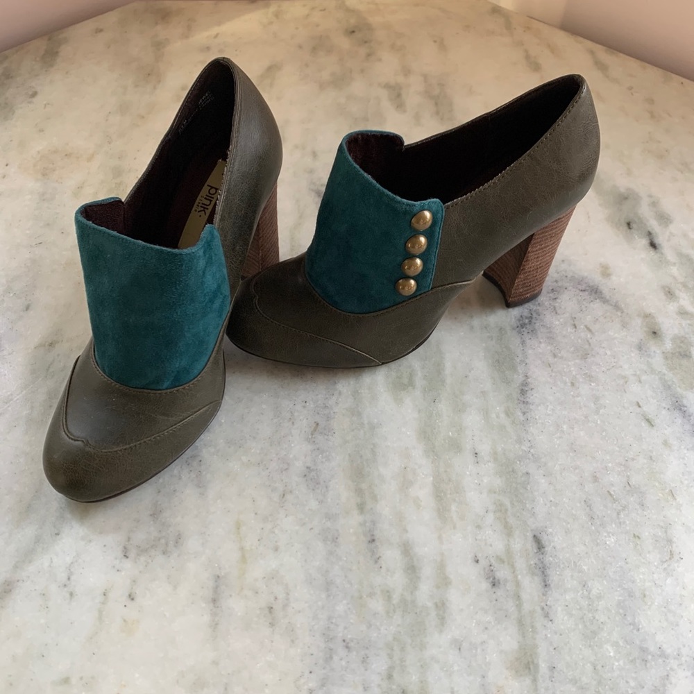 PINK vegan leather/suede vintage-look shoes